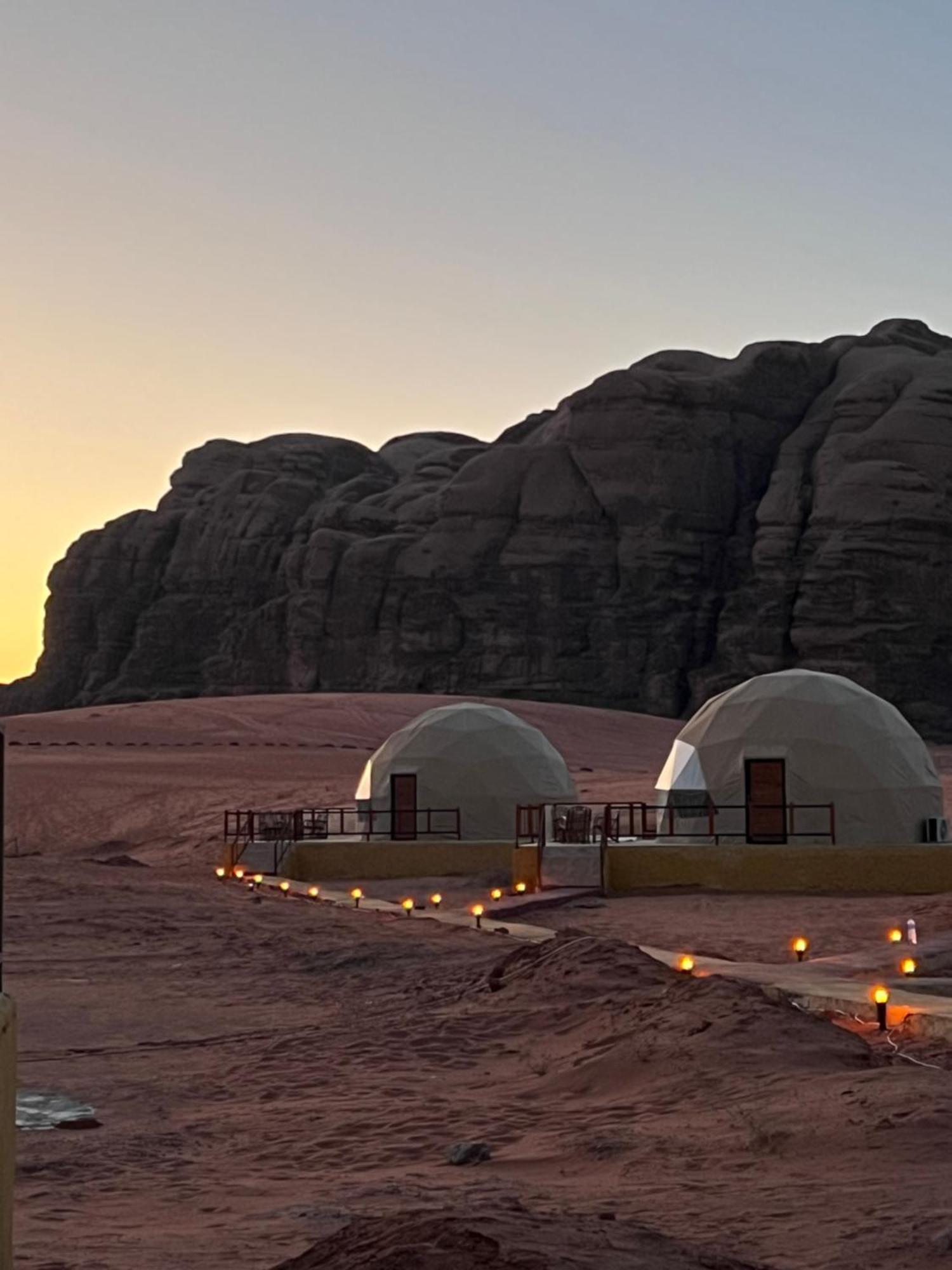 Orbit Camp Hotell Wadi Rum Eksteriør bilde
