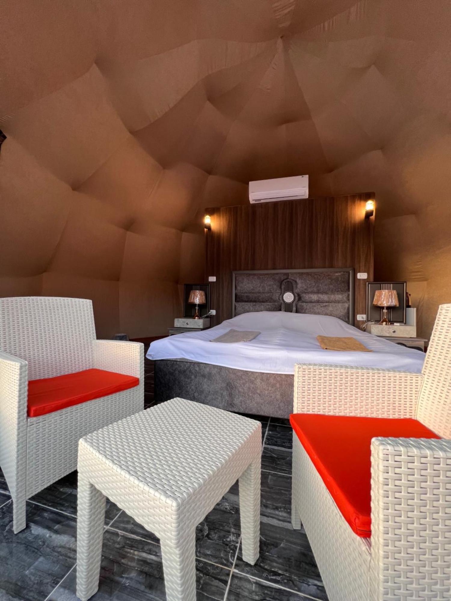 Orbit Camp Hotell Wadi Rum Eksteriør bilde